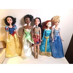 Lot of 5 Disney PRINCESS doll Pocahontas, Tiana, Snow White, Cinderella, Merida